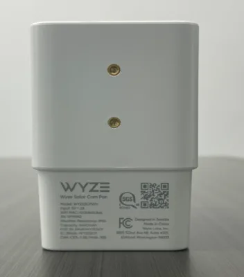 Wyze Solar Cam Pan 機背型號標籤位置