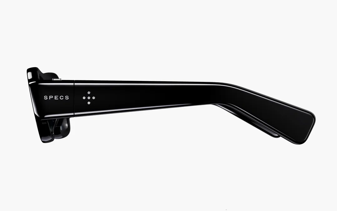 SPECS AR 眼鏡側面產品圖，可以見到粗身鏡臂同鏡框結構