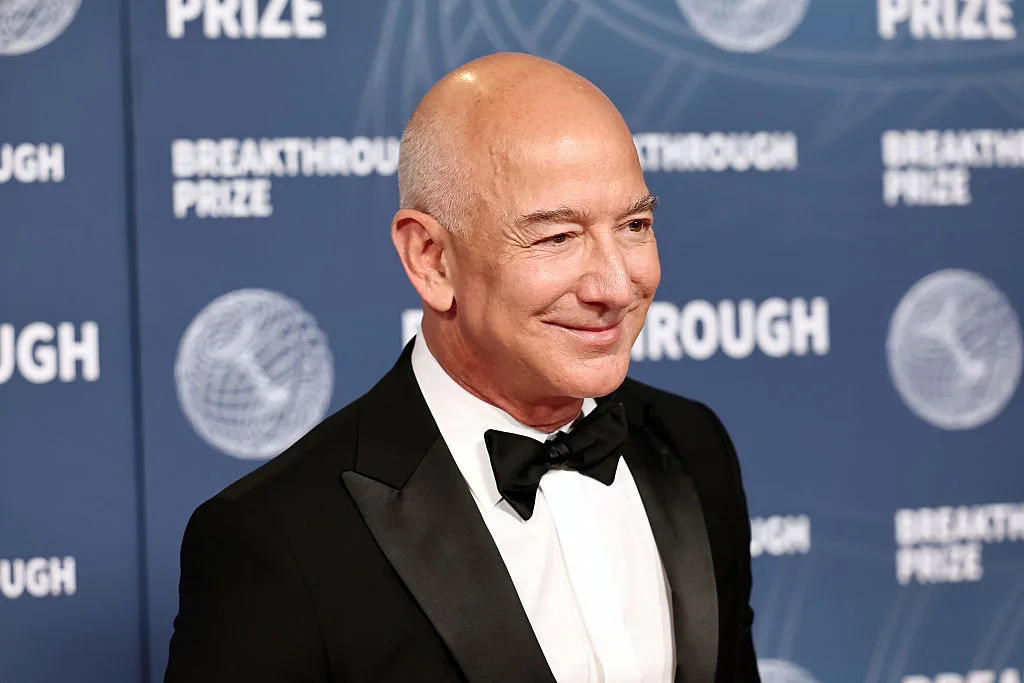 Bezos 撐 Prometheus 融資 120 億美元：AI agent 開始踩入工程研發