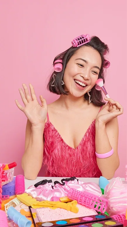 TikTok Shop 官方產品頁入面嘅直播帶貨創作者示意圖
