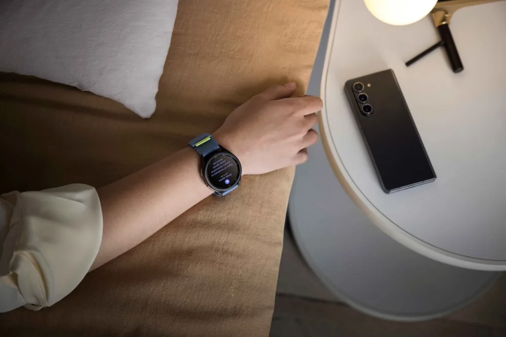 Galaxy Watch 睡眠窒息功能介面同 Samsung Health Monitor 畫面