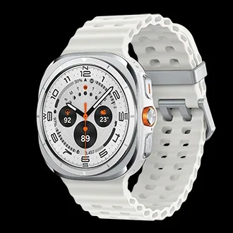 現售白色 Galaxy Watch Ultra 配白色運動錶帶,錶面顯示健康資料