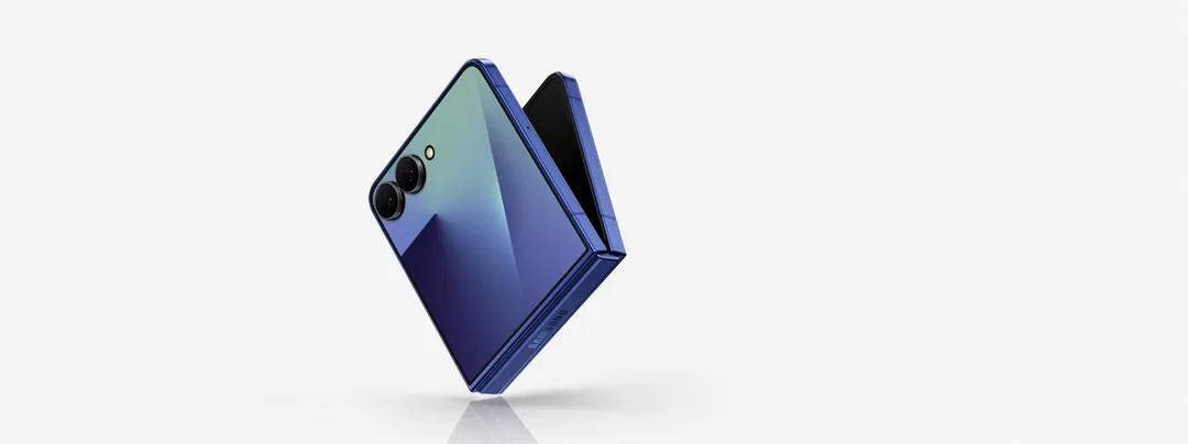 Galaxy Z Flip7 官方產品圖，用嚟交代上代 Flip 系列背景