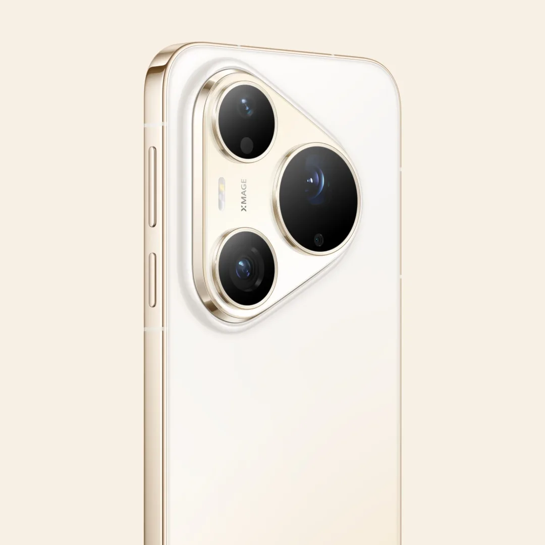 金色 HUAWEI Pura 90s Pro Max 背面三鏡模組特寫