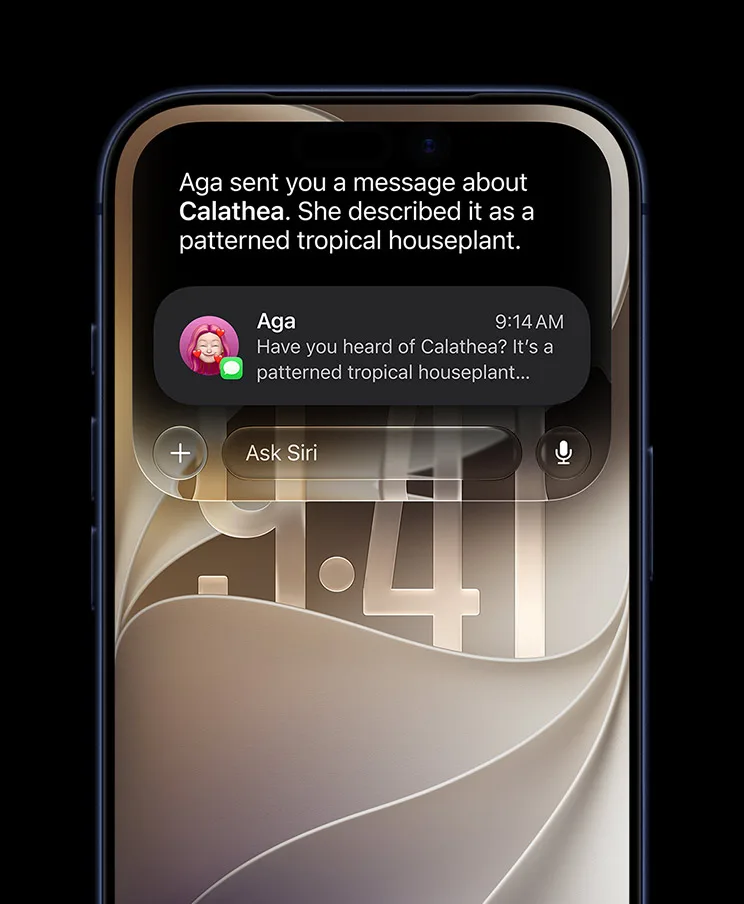 iPhone 畫面顯示 Siri AI 根據訊息內容提供相關提示