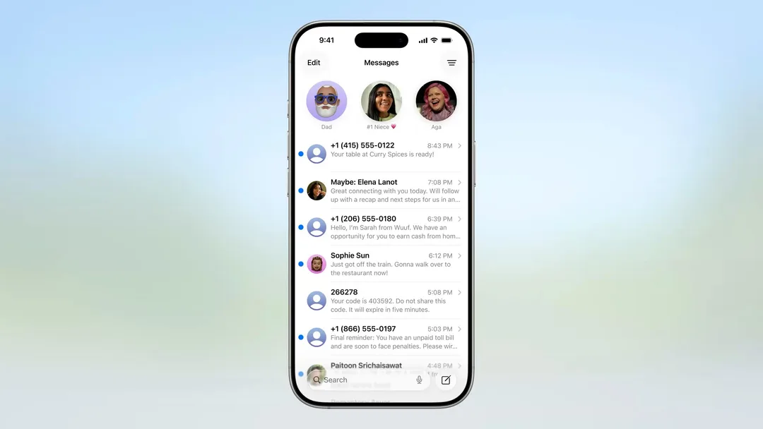 Apple 官方示範 iOS 26 訊息 app,iPhone 畫面列出多個未知寄件者對話