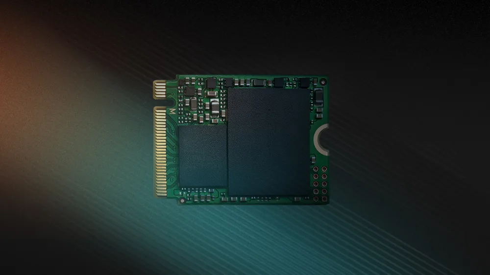SK hynix PQC21 cSSD 產品圖，主打 321-layer QLC NAND 同 AI PC storage