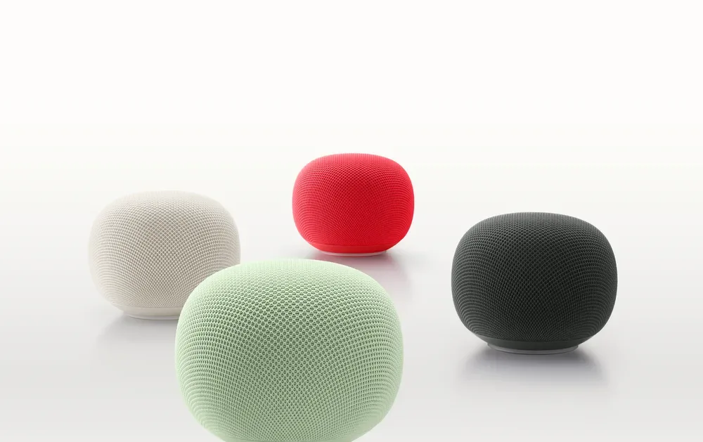 四款 Google Home Speaker 顏色排開,包括 Hazel、Porcelain、Jade 同 Berry