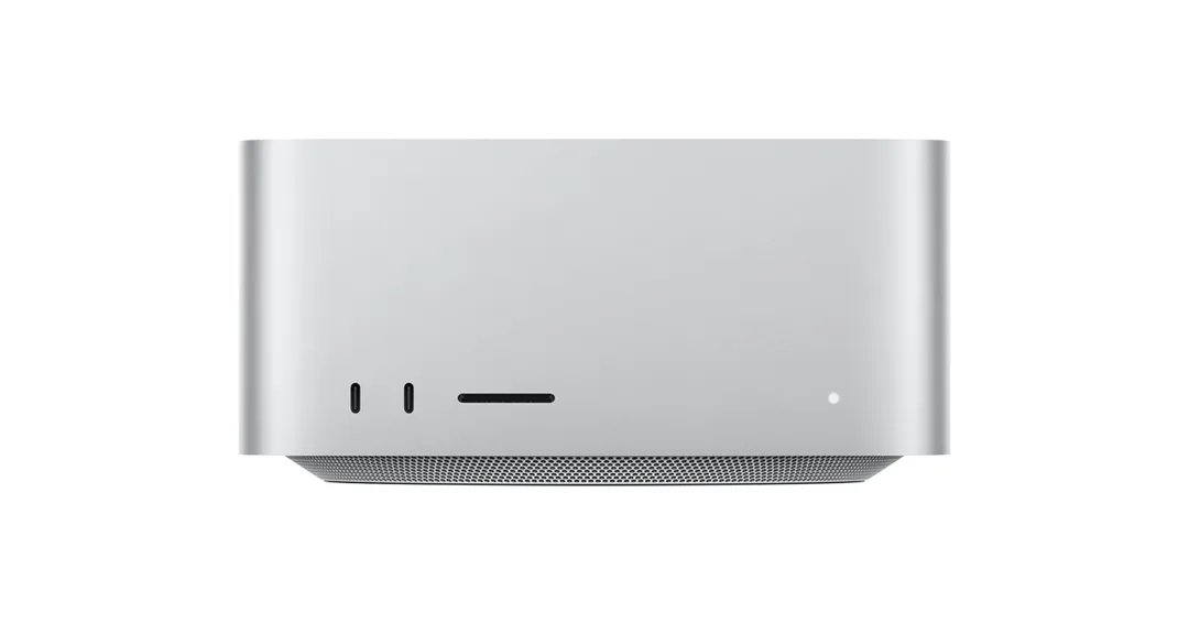 Apple Mac Studio 官方產品圖，展示桌面主機外形