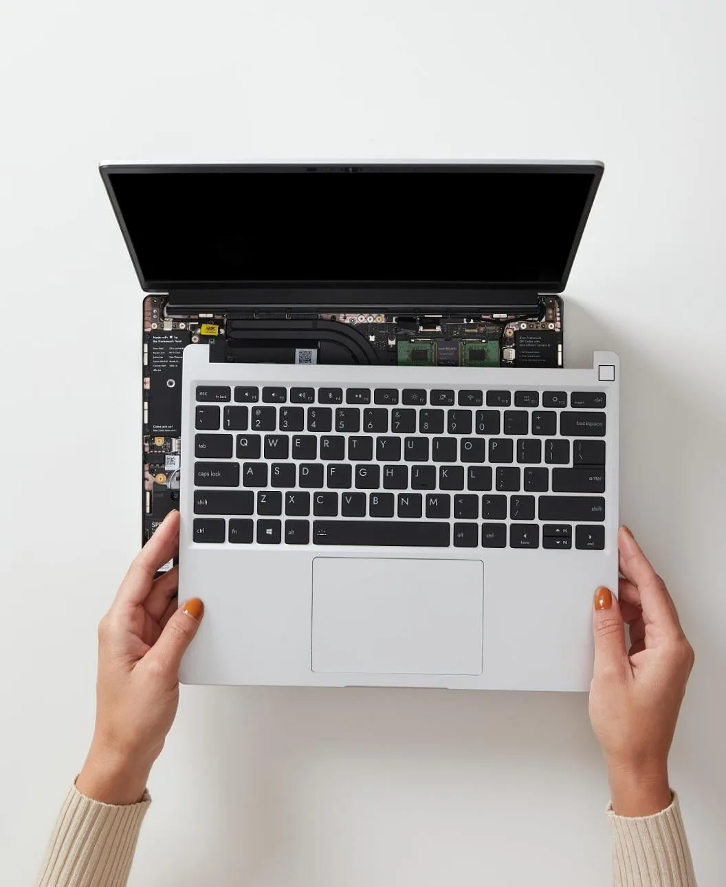 Framework Laptop 13 AMD Ryzen 7040 系列官方產品圖