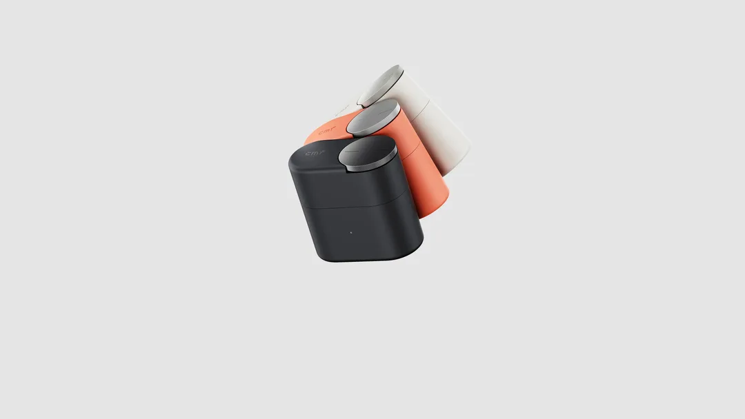 CMF Clip Pro 三款配色充電盒,盒面設有大型 Smart Dial 旋鈕