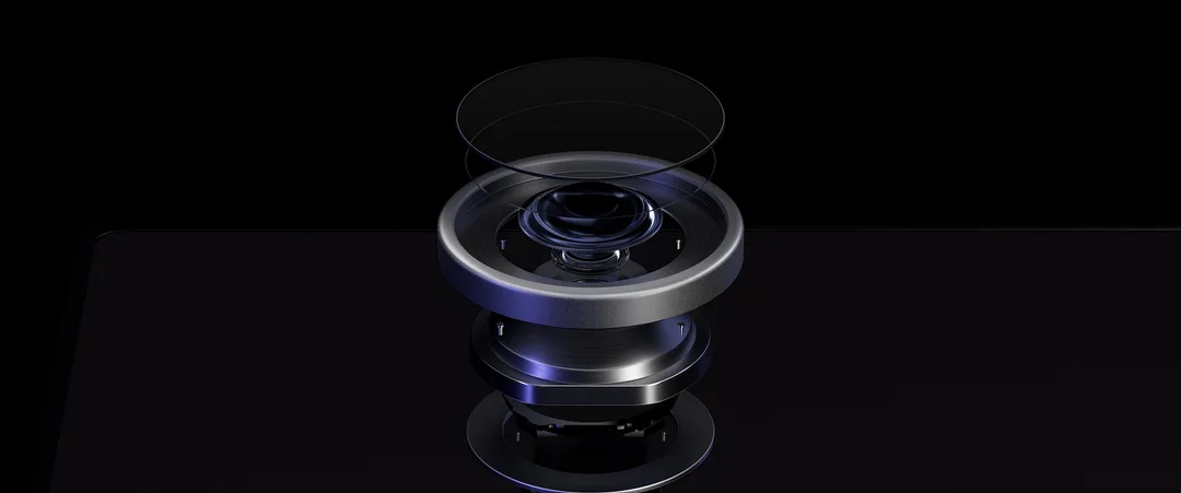 Galaxy Z Fold8 Ultra 鏡頭組件分層展示圖
