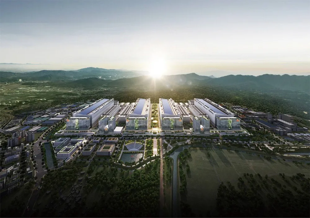 SK hynix 龍仁半導體產業園區規劃效果圖,四座大型晶圓廠排列喺園區中央