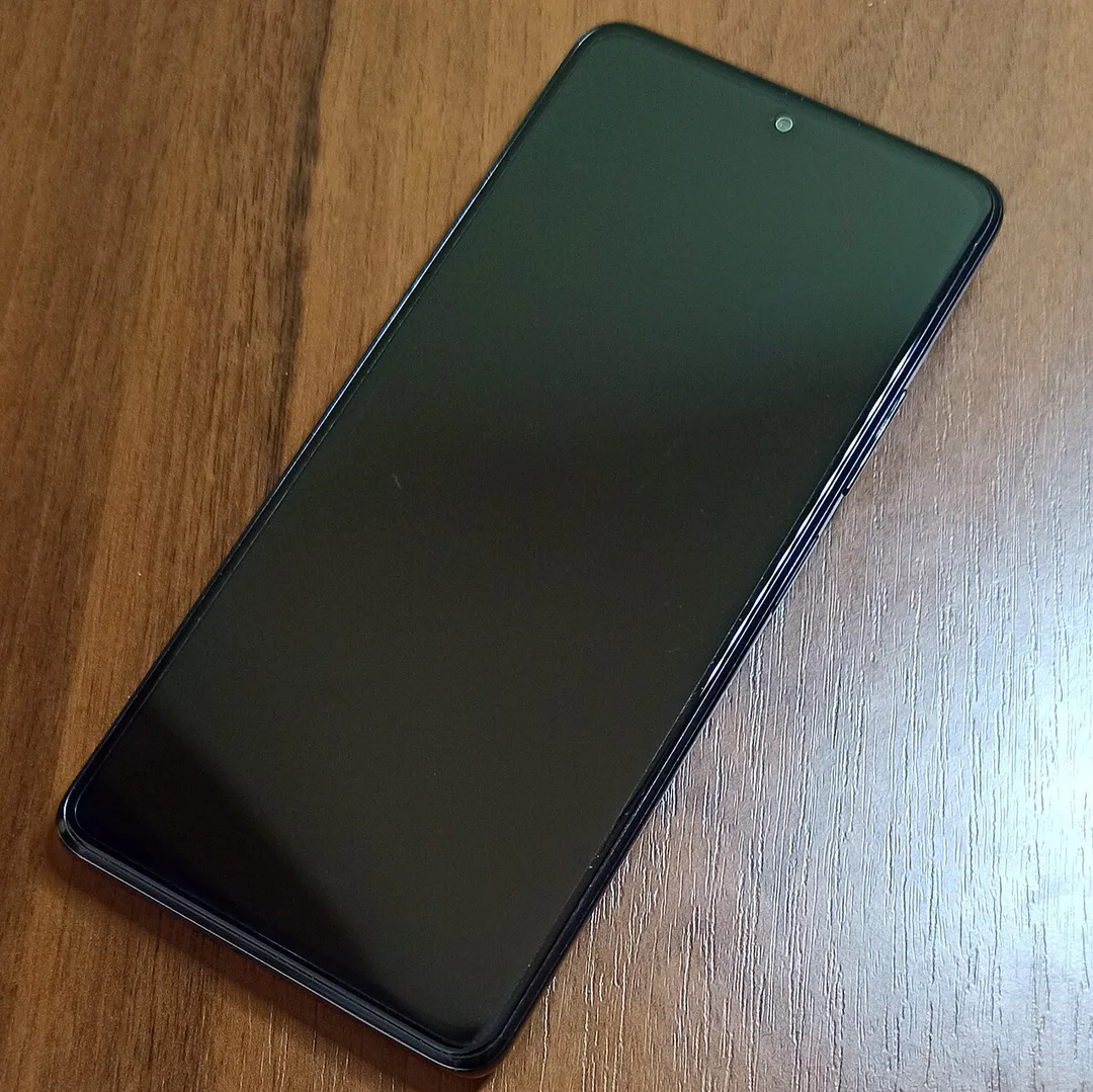 Redmi Note 17 Pro Max 8 月 27 日亮相：10,000mAh 手機用起上嚟有咩代價