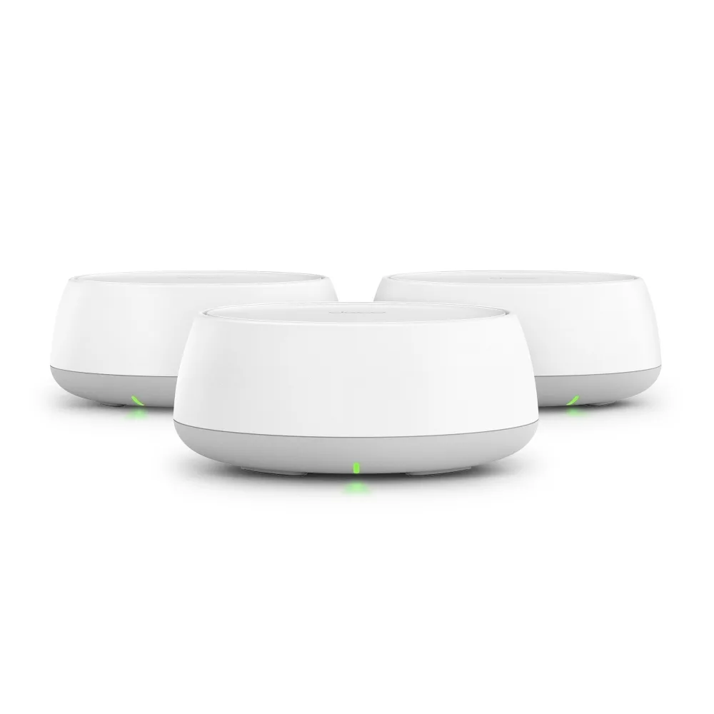 TP-Link Deco BE25 兩部白色 Mesh router,機身設有 2.5Gbps 網絡接口