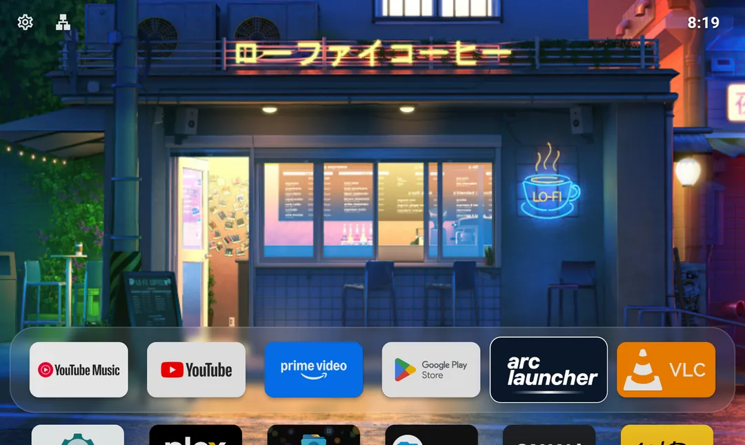 Arc Launcher 另一款首頁編排，畫面集中顯示常用 app 同狀態資料