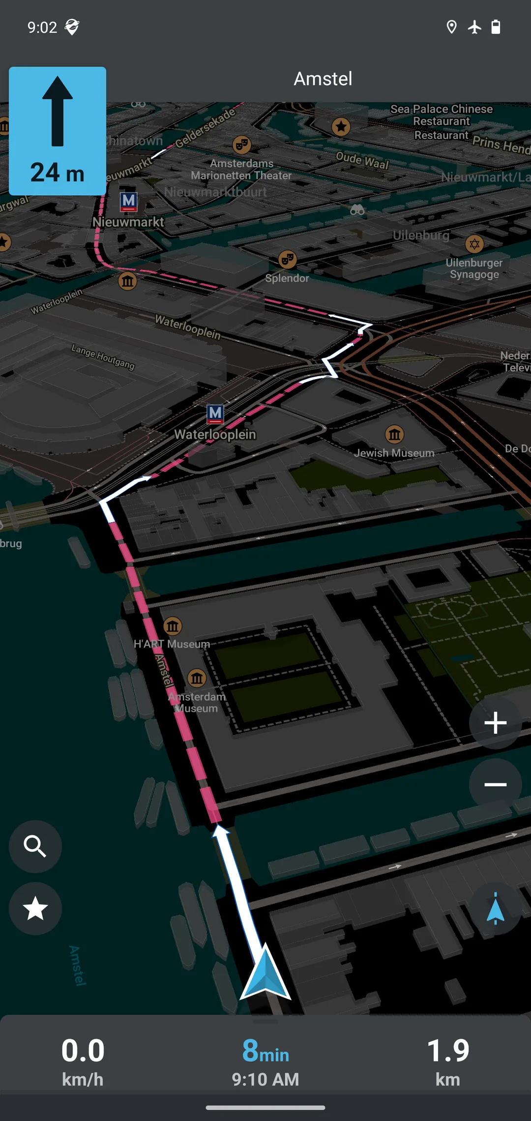 Organic Maps 深色模式導航畫面
