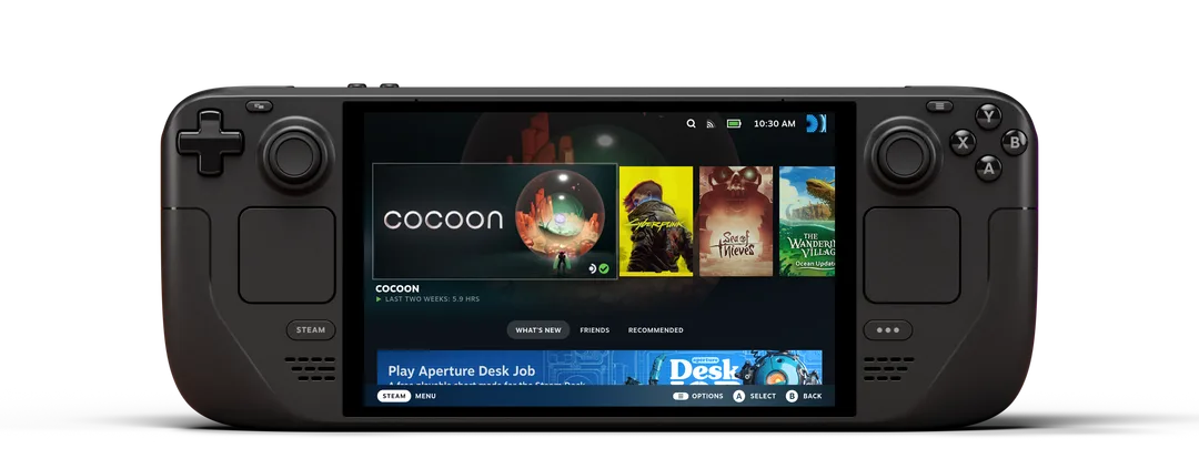 Steam Deck OLED 正面官方產品圖，畫面顯示 SteamOS 遊戲介面